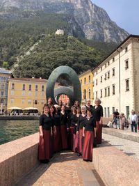 Ein Gruppenbild des Chors in Riva del Garda